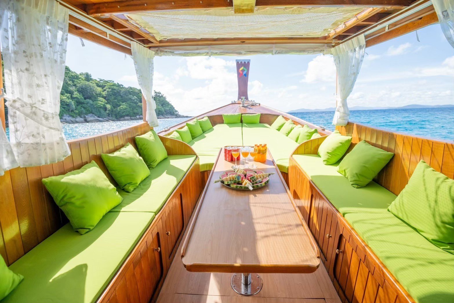 Private Luxury Longtail Boat